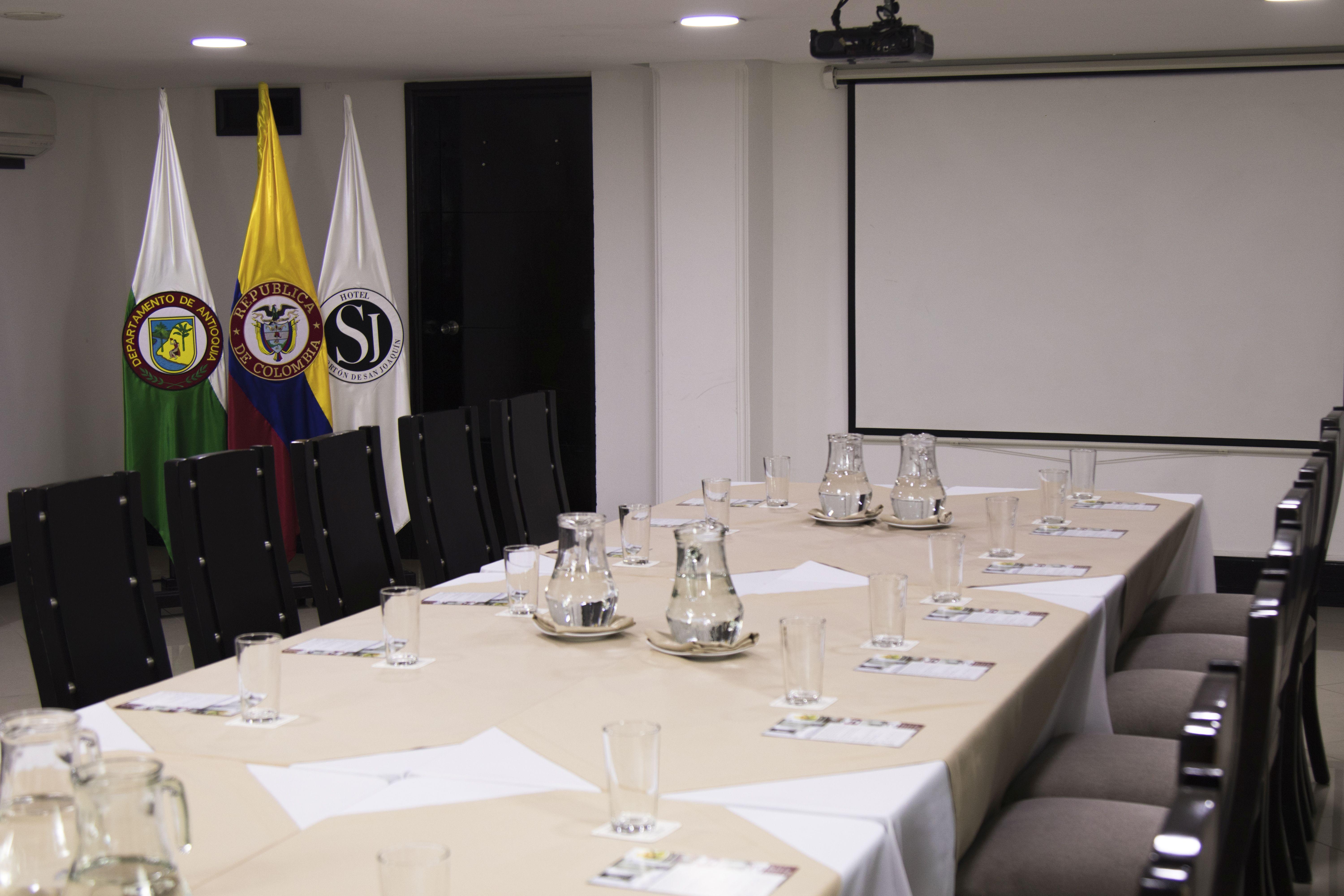 El Porton De San Joaquin Hotel Medellin Ngoại thất bức ảnh
